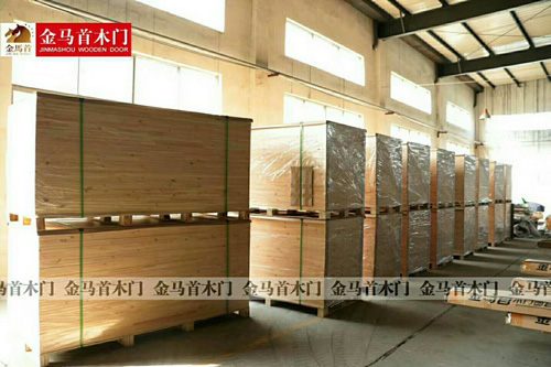 木門(mén)生產(chǎn)廠家金馬首加拿大谷倉(cāng)門(mén)