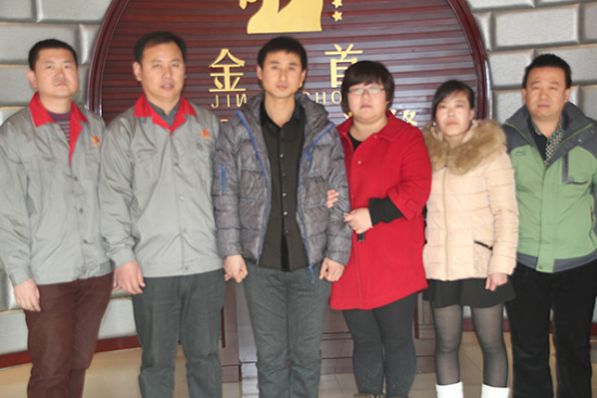 熱烈歡迎山西祁縣木門加盟商紀(jì)經(jīng)理加入金馬首大家庭
