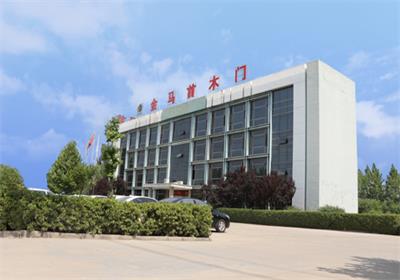 專(zhuān)心做質(zhì)量山東實(shí)木門(mén)生產(chǎn)廠(chǎng)家金馬首用口碑贏(yíng)客戶(hù)